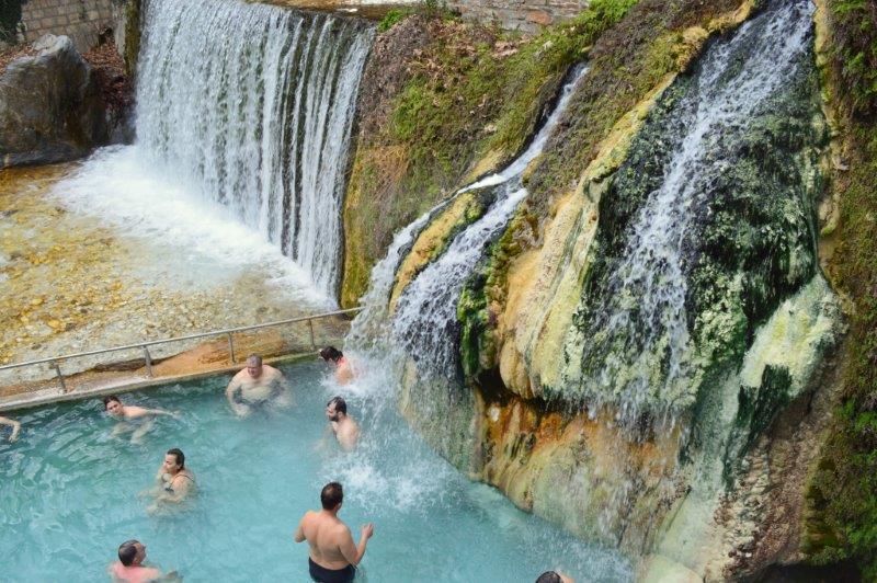 Guesthouse Athanasiou Káto Loutrákion エクステリア 写真