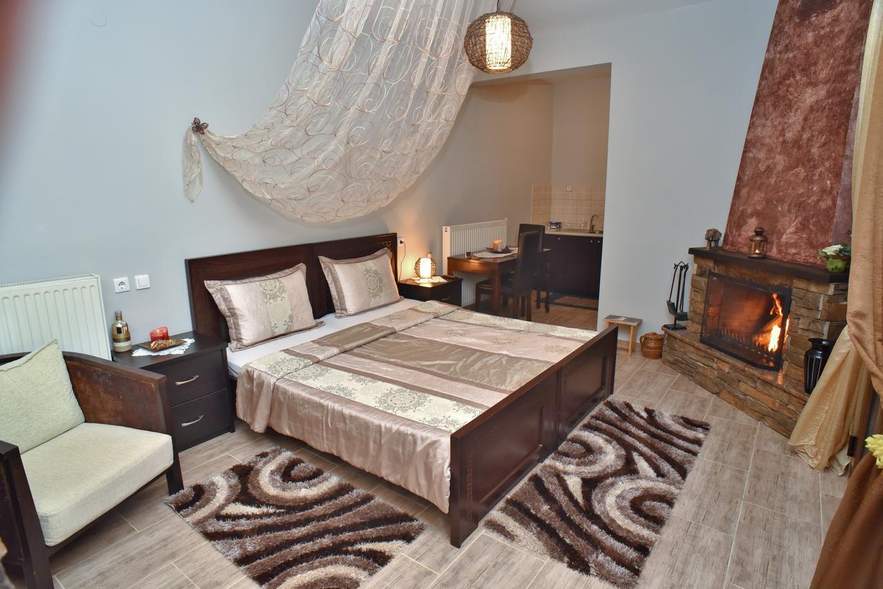 Guesthouse Athanasiou Káto Loutrákion エクステリア 写真